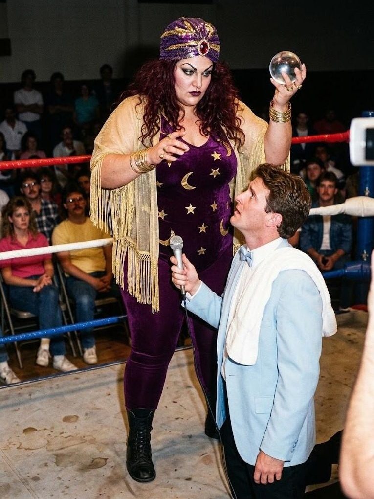 Madame Zora in the ring at a G.L.A.M. taping